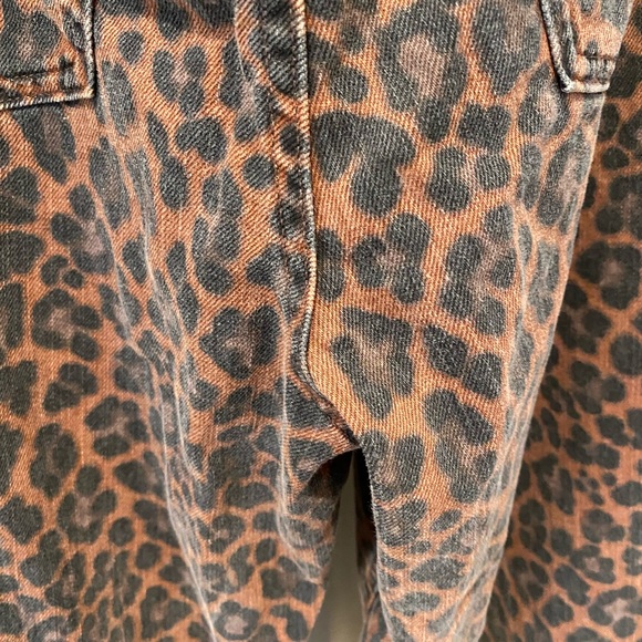 Madewell Leopard Print Low Slung Baggy Jeans in Dark Coffee - Picture 5 of 11